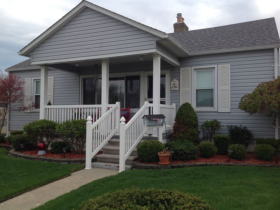 1st image of 22233 Saint Stephens St