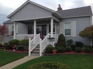 22233 Saint Stephens St, Rockwood, MI 48173