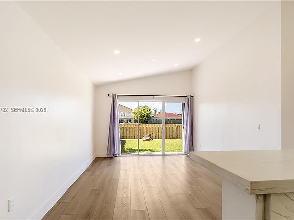 4th image of 15472 SW 148th Ter