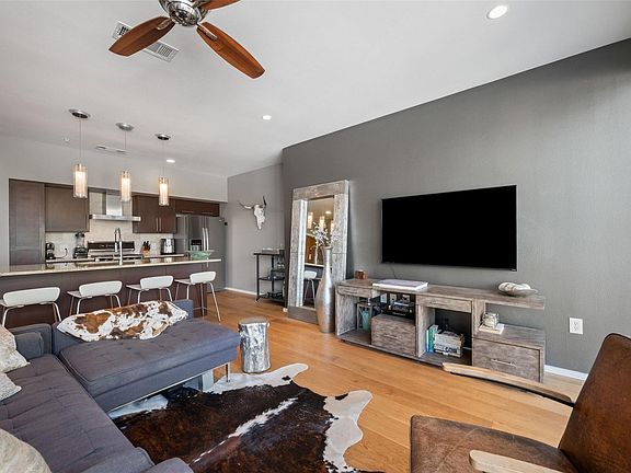 4th image of 1600 Barton Springs Rd Unit 1406