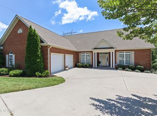 1500 Atlee Summit Ln, Knoxville, TN 37931