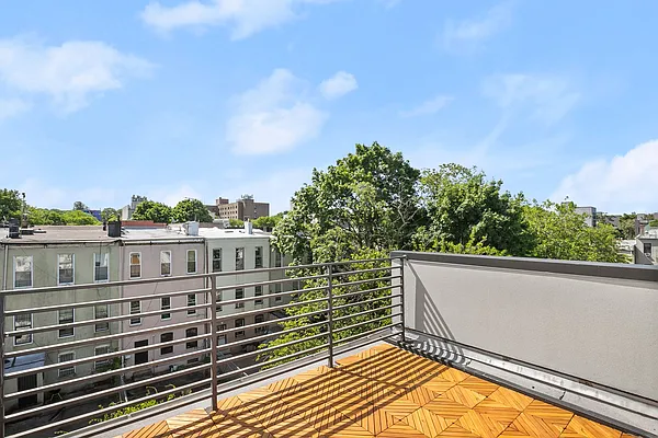 Sold by Compass | media 13