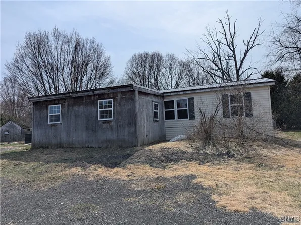 4481 State Route 49, Phoenix, NY 13069