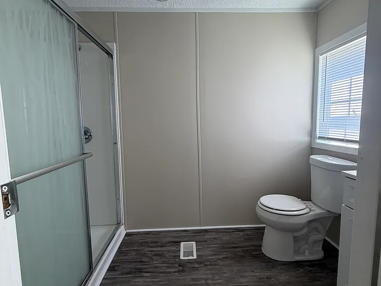 8200 Brook Dr #384 — Photo 2