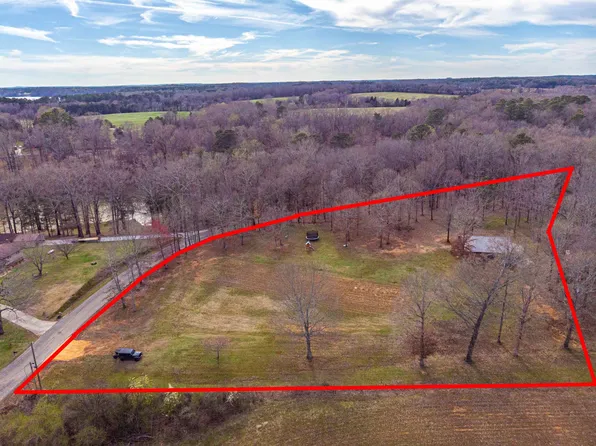 1928 York Dr, Rogersville, AL 35652