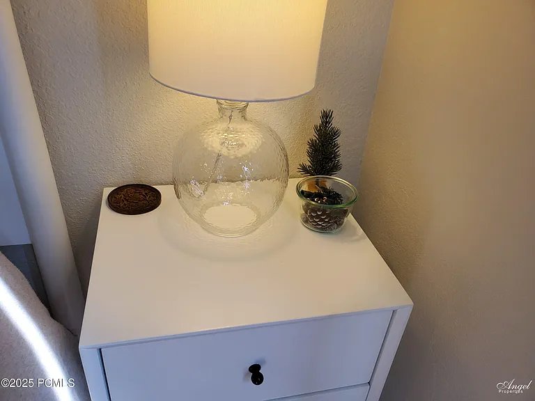 1530 Empire Ave #200 — Photo 9