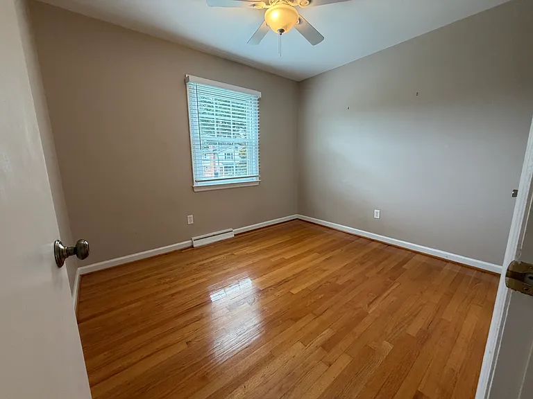 4538 Vest Dr — Photo 10