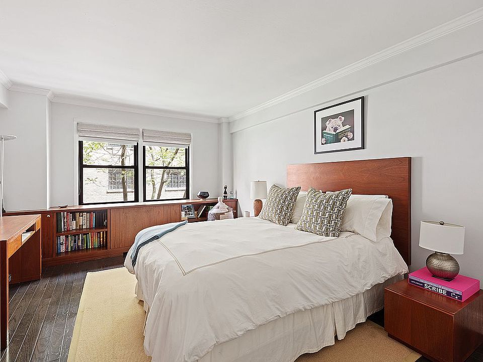 2nd image of 55 E 9th St APT 5D