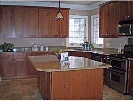 2nd image of 100 Iroquois Dr