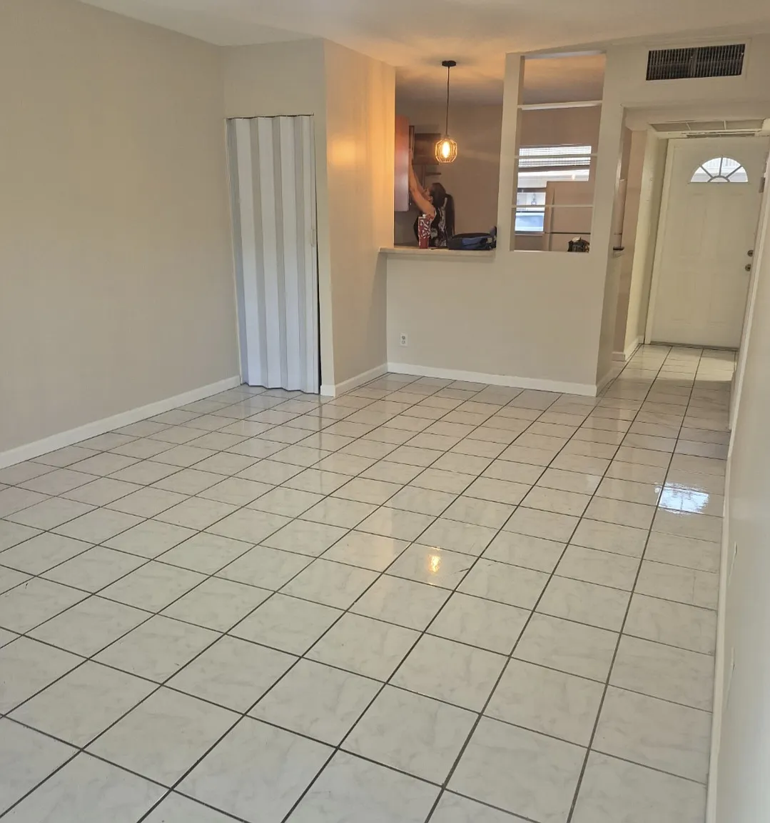 1 bed, 684 sqft, $1,450 — Photo 2