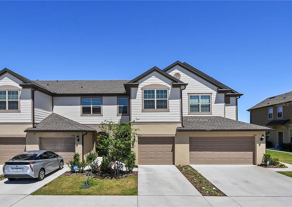 1st image of 1105 Pavia Dr