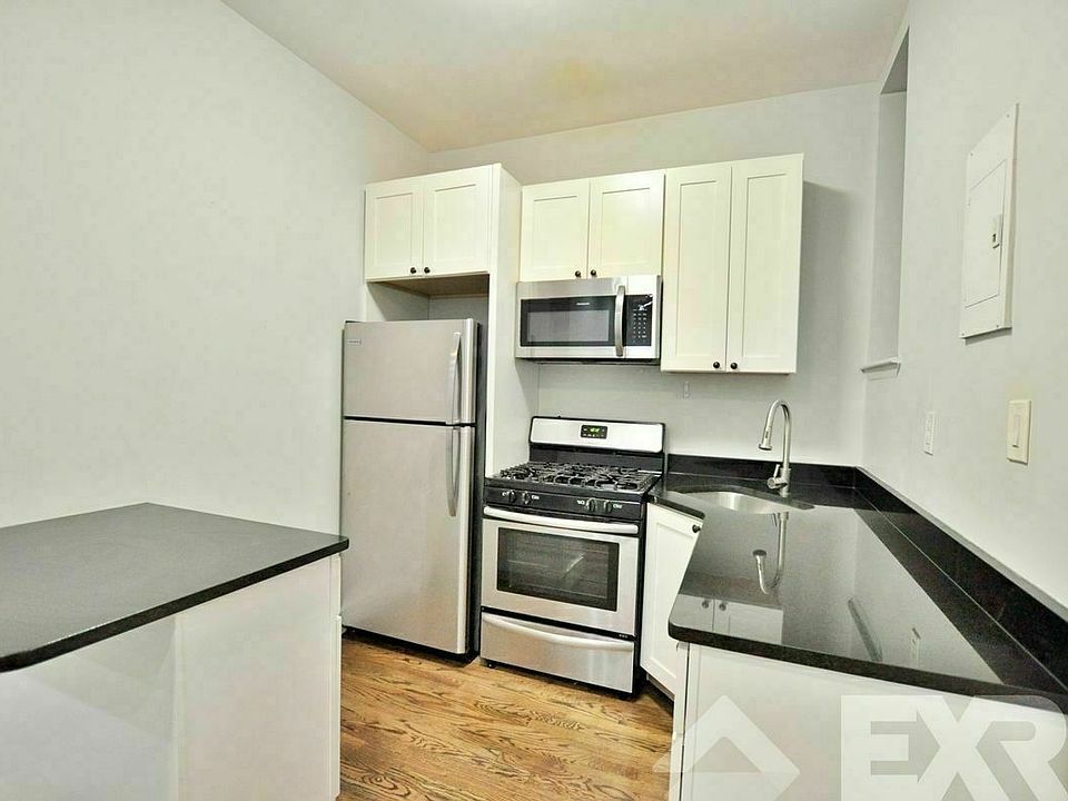 1st image of 41 Underhill Ave #1D