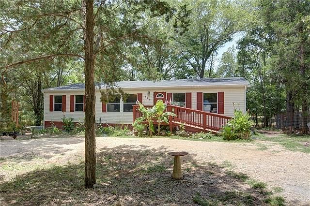 1st image of 141 Meadowcreek Dr