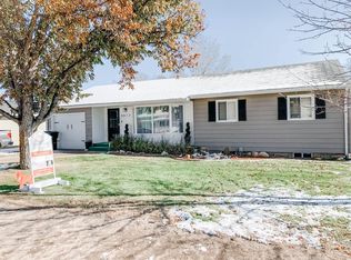 3612 6th Ave E, Williston, ND 58801