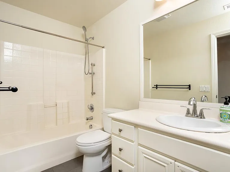 2103 Palo Alto Dr #80 — Photo 10