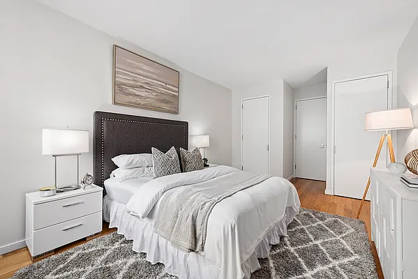 Sold by Compass | media 7