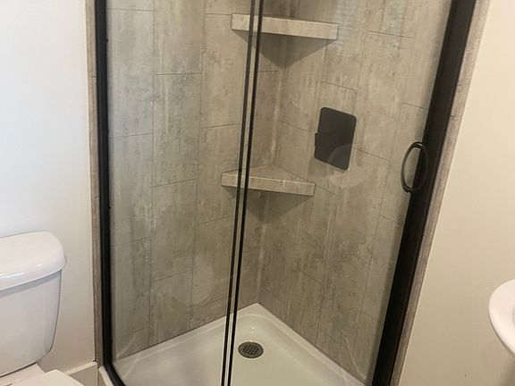 5th image of 128 N Pine St #3