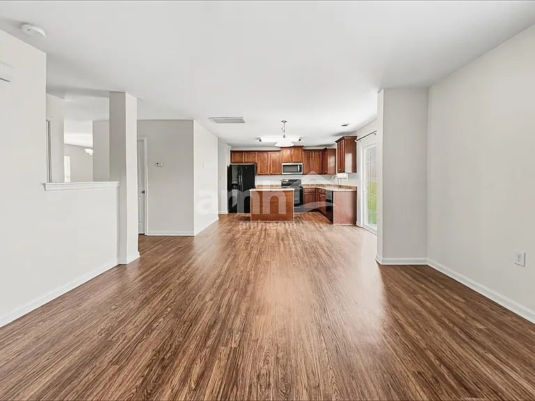 2848 Tall Oaks Dr — Photo 9