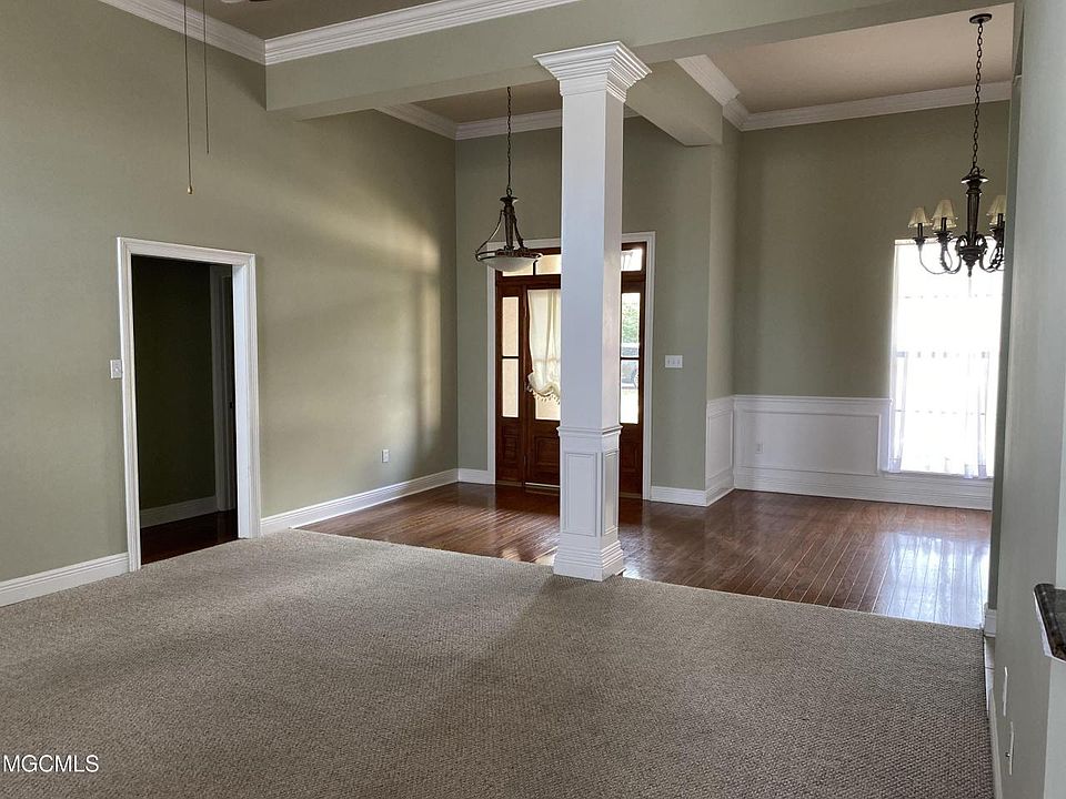 2nd image of 8715 Manini Way