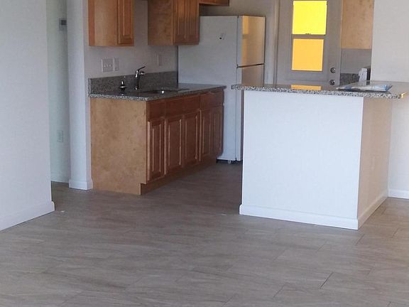 5th image of 375 Polk Ave APT A22
