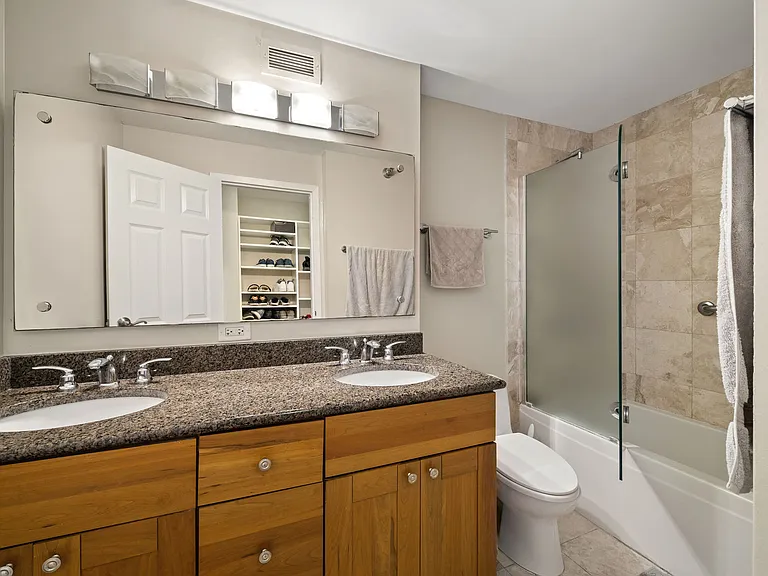 440 N Wabash Ave #2806 — Photo 16