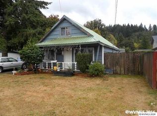 1325 Elm St, Sweet Home, OR 97386
