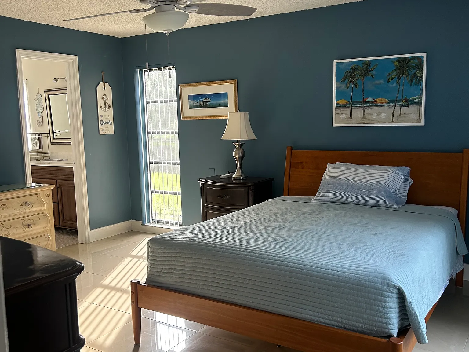 4 bed, 2100 sqft, $1,300 — Photo 1