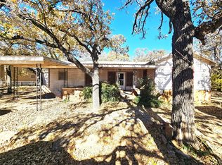 602 W Hall St, Bangs, TX 76823