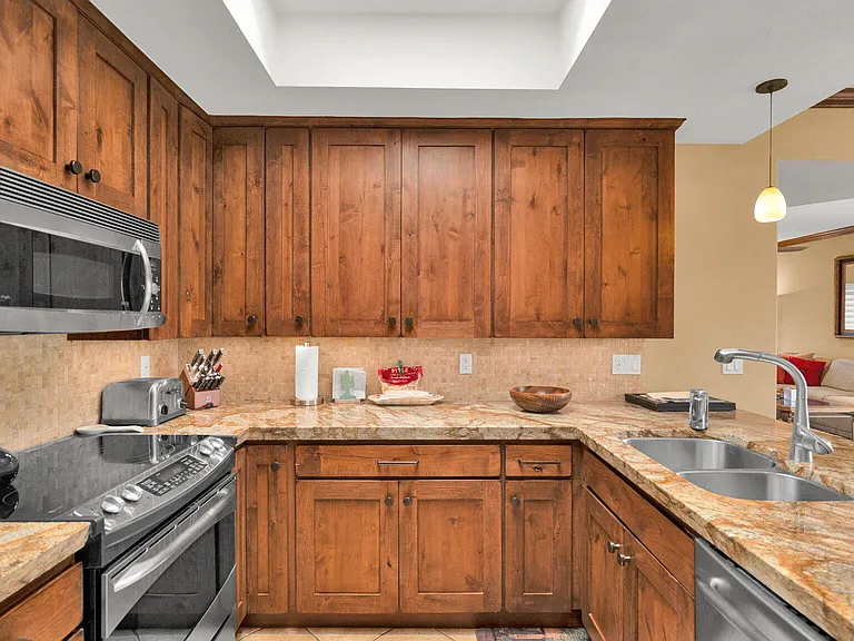 7710 E Gainey Ranch Rd #113 — Photo 9