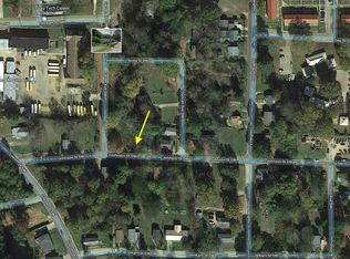 240 Johnson St SW, Camden, AR 71701
