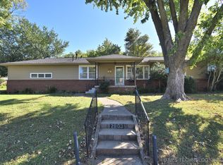 2803 S Gary Pl, Tulsa, OK 74114