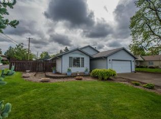 1105 Sunny Ln, Oregon City, OR 97045