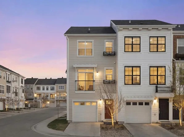 404 Nolanfield Vlg NW, Calgary, AB T3R 0T9