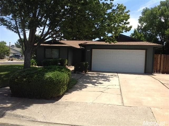 1st image of 2523 Jacquelyn Ln