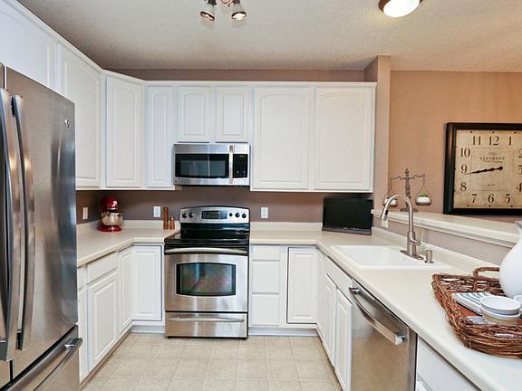 4th image of 12795 Collegeview Dr APT 207
