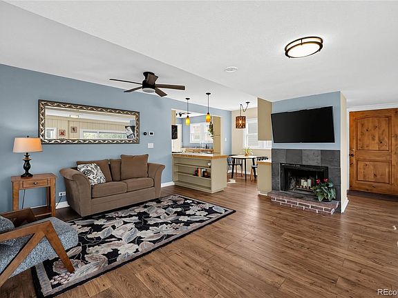 5th image of 466 Lowell Boulevard