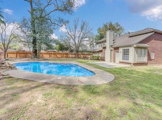 2610 Spring Bend Dr, Spring, TX 77386
