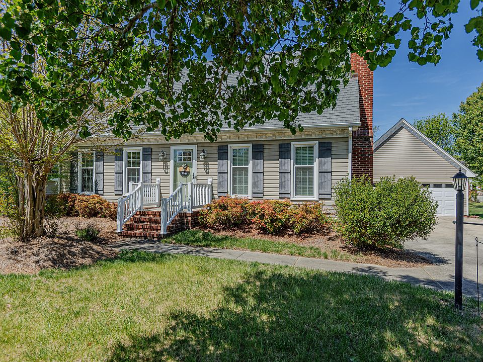 1st image of 1645 Majesty Dr