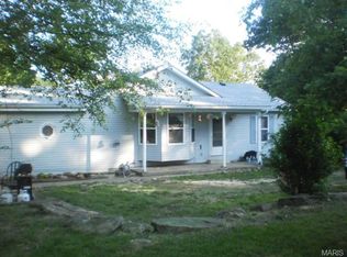 21619 Howard Branch Rd, Warrenton, MO 63383