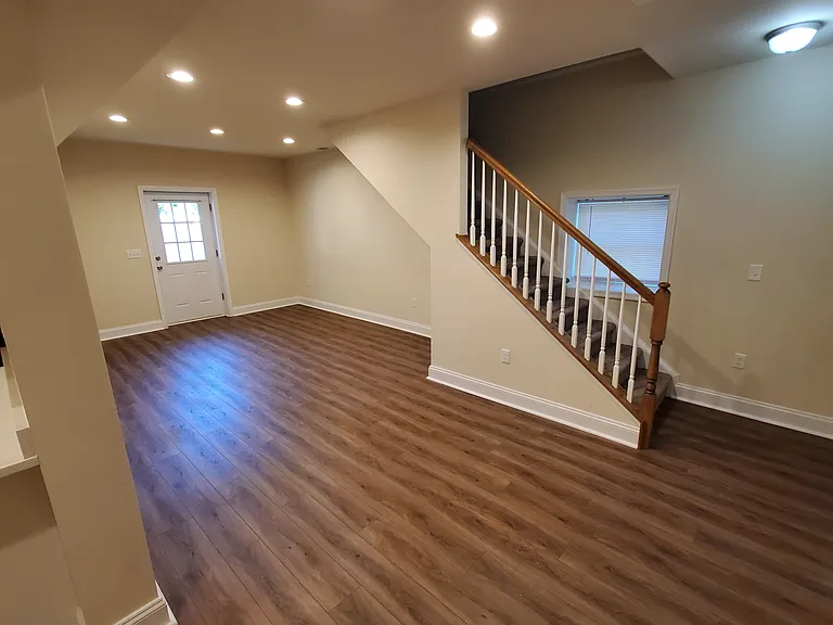13815 Village Mill Dr — Photo 4