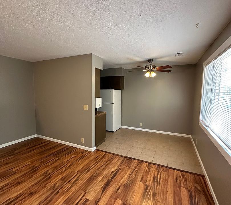 1st image of 3506 Jackson St #3