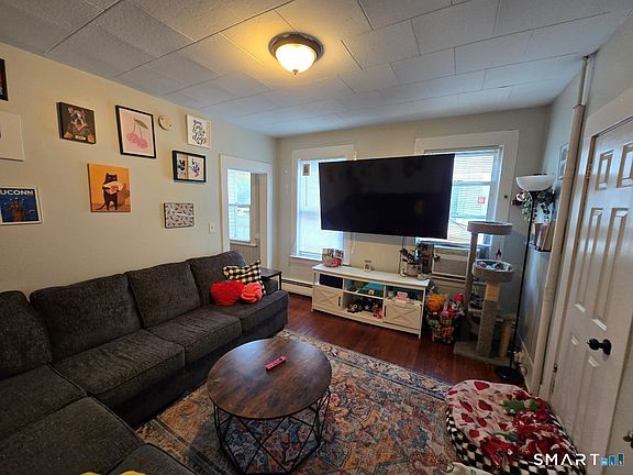 3rd image of 101 Belden Street