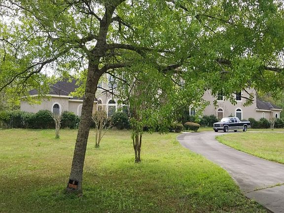 2nd image of 2003 Darby Ln