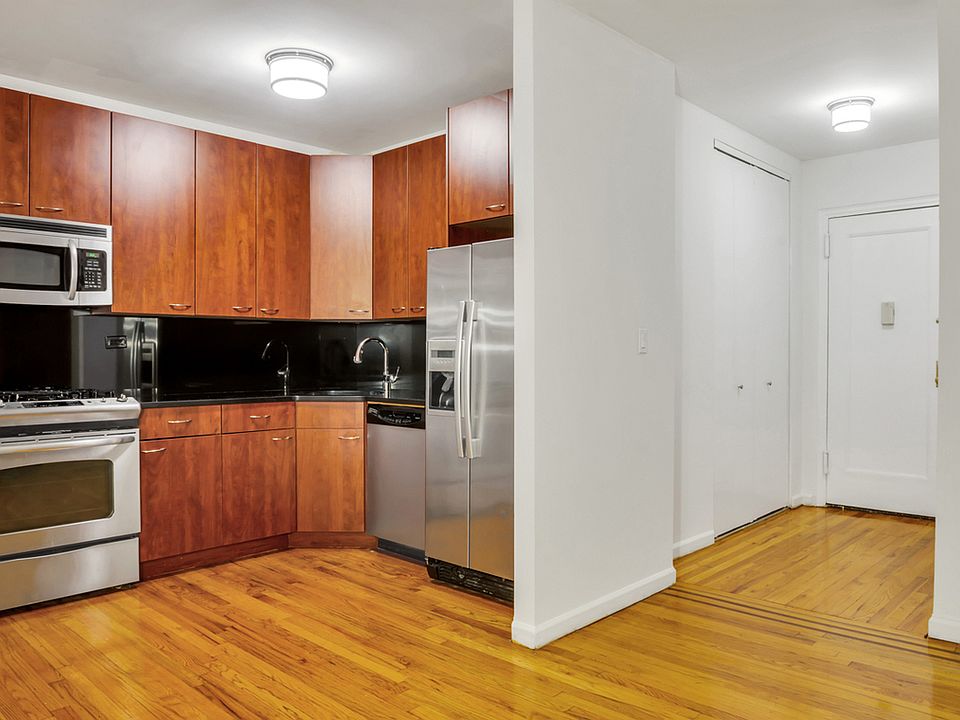1st image of 121 Madison Ave APT 7J