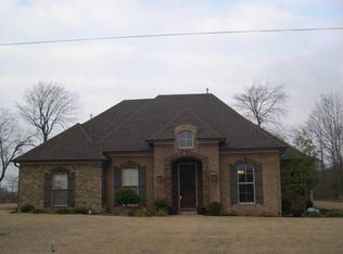 23 Lesia Dr, Medina, TN 38355