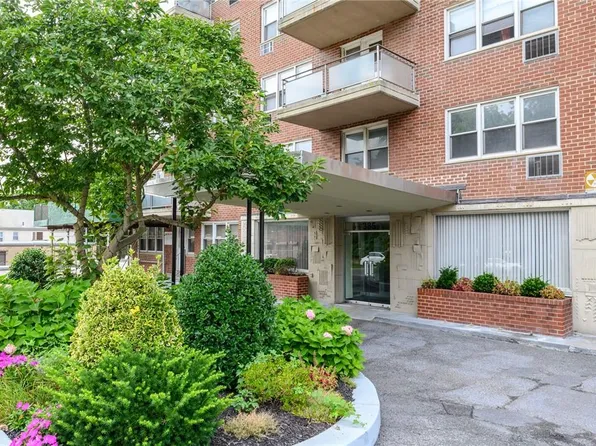 385 McLean Avenue #6G, Yonkers, NY 10705