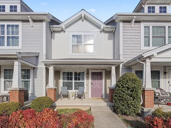 580 Bradburn Village Cir, Antioch, TN 37013
