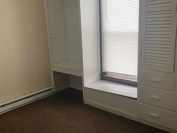 3rd image of 1 E Garfield St #1