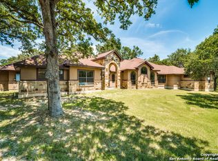 228 Copper Ridge Dr, La Vernia, TX 78121