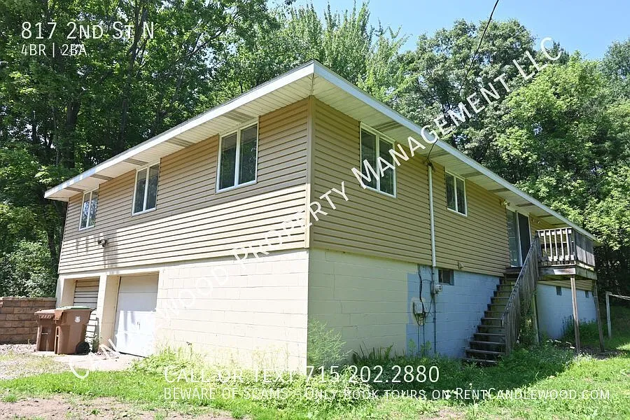 "Charming 4-Bedroom Home in Heart of Stevens Point Comfort and Convenience Await!" — Photo 4